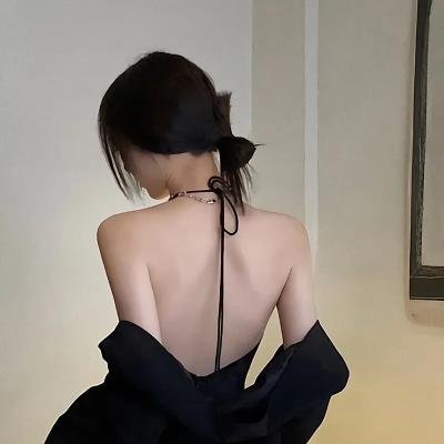 女侩子手